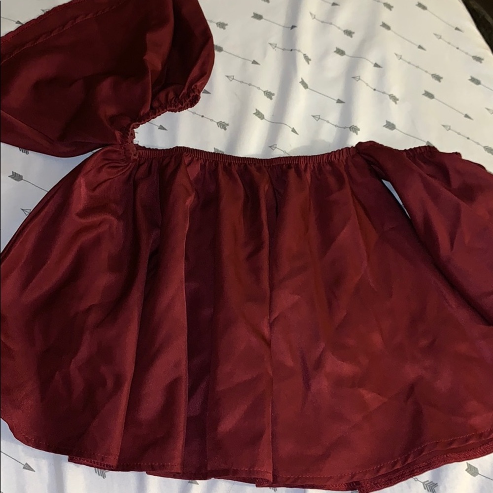 Maroon loose fit crop top